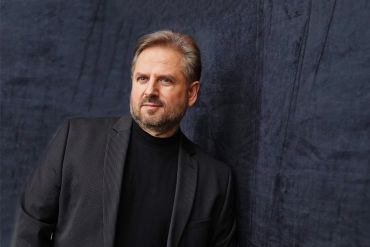 ROBERT ULATOWSKI